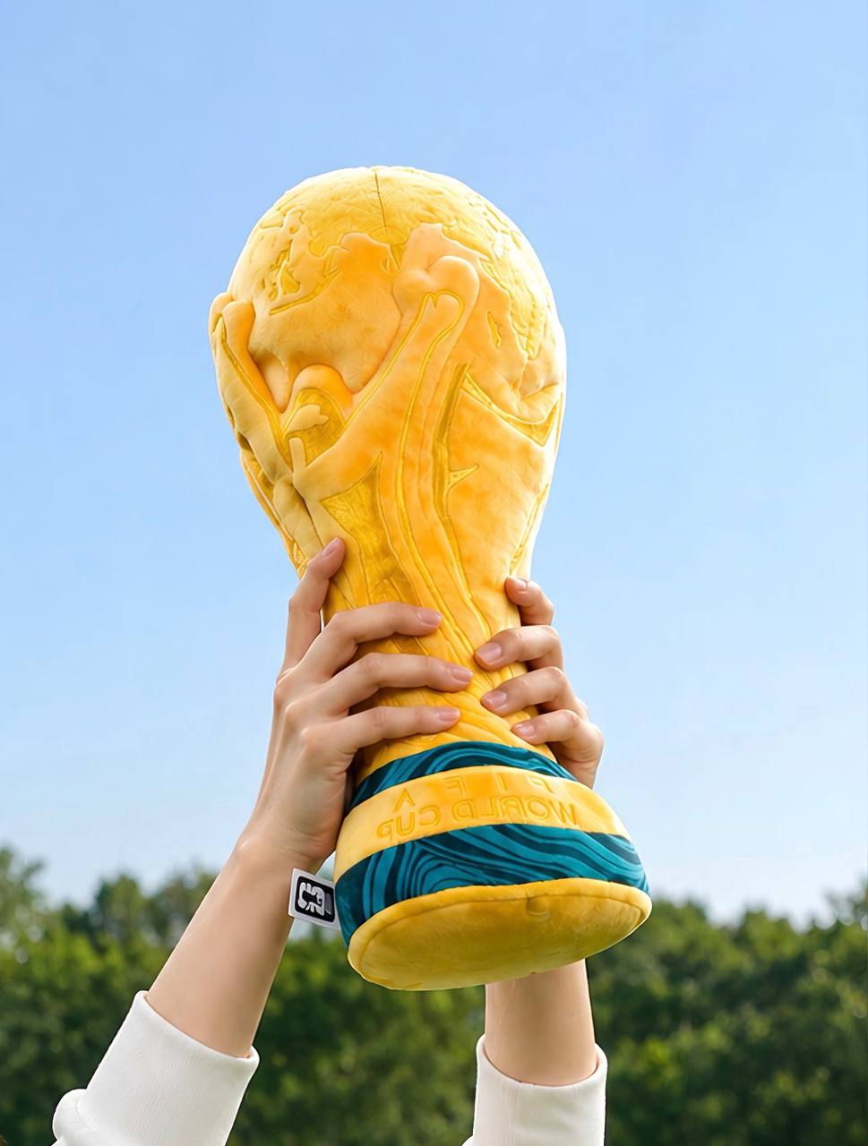 FIFA · 2026世界杯大力神杯毛绒版大力神杯世界杯冠军奖杯正版周边
